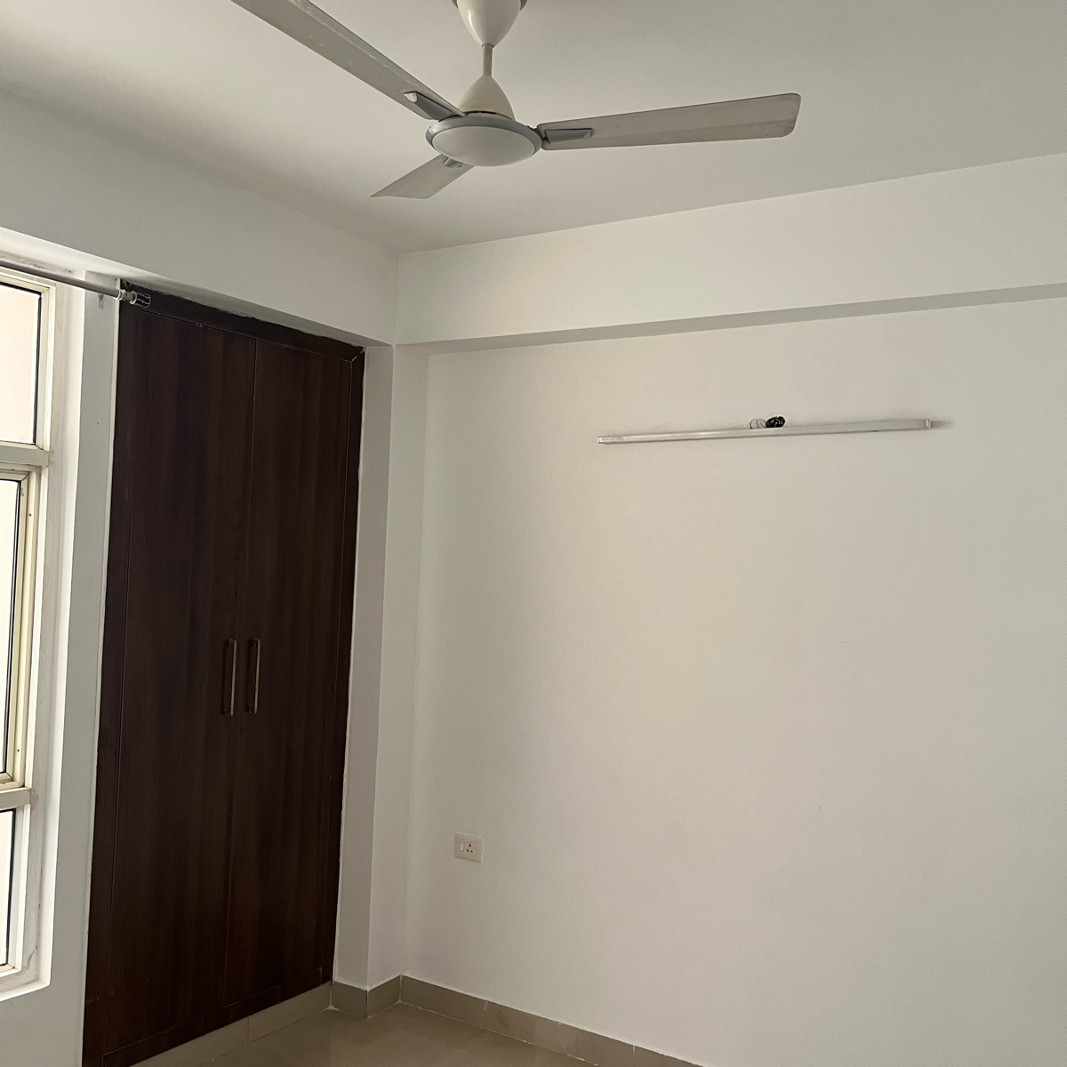 2 BHK + Pooja Room Apartment For Sale in Supertech Crown Town