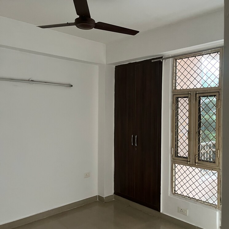 Room, supertech-crown-town 2.5 Bedroom 1150 Sq.Ft. Apartment In Sector 74 Noida 7844420