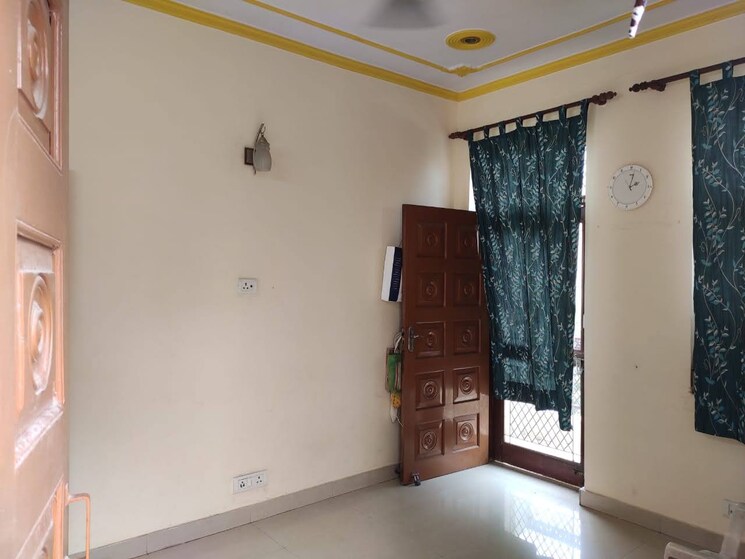 Room, sector 40 1 Bedroom 540 Sq.Ft. Builder Floor In Sector 40 Gurgaon 7844727