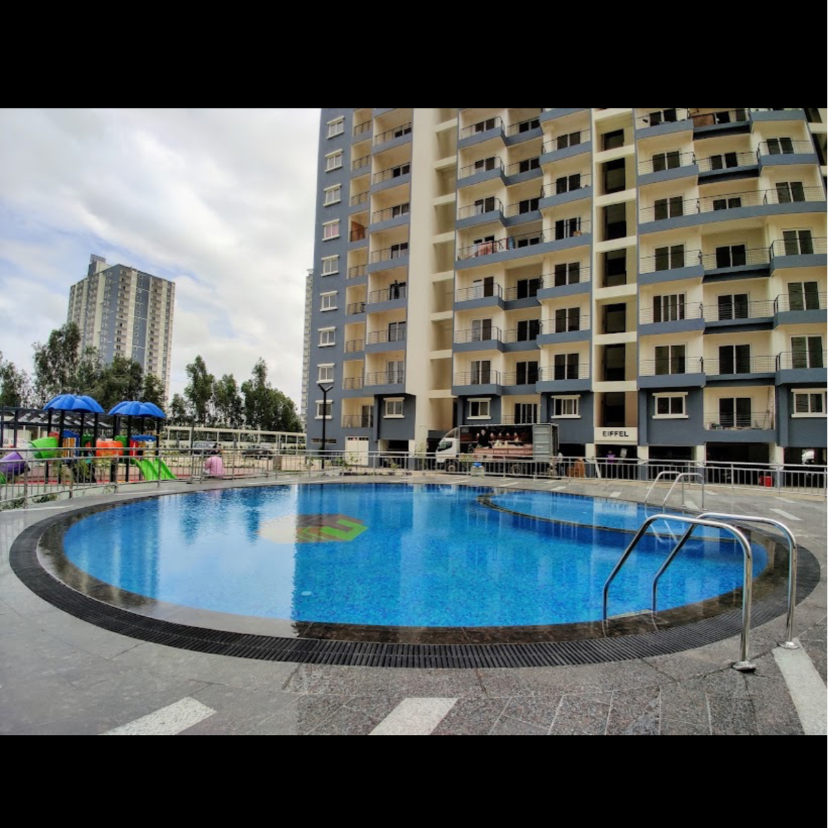 2.5 BHK 1375 Sq.Ft. Apartment in Candeur Landmark