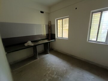 Room in 4 BHK Apartment at Skyare Pearl, Behala – for Sale