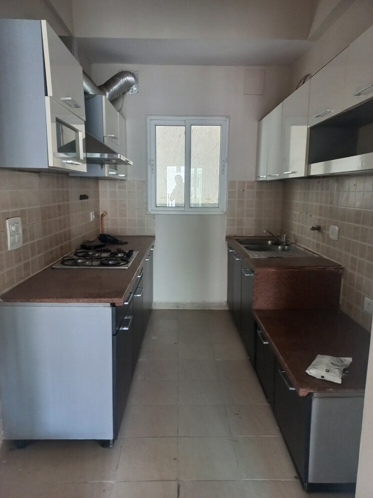 Kitchen, mahagun-moderne 3 Bedroom 1550 Sq.Ft. Apartment In Sector 78 Noida 7844700