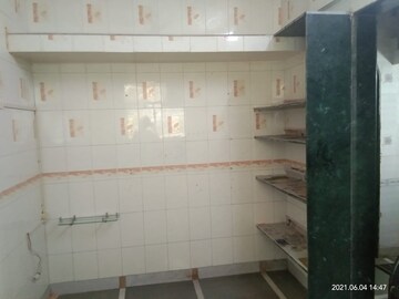 Master Bedroom in 3 BHK Apartment at Devashree Park, Kolshet Road – for Sale