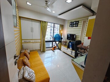 Master Bedroom in 3 BHK Apartment at Devashree Park, Kolshet Road – for Sale
