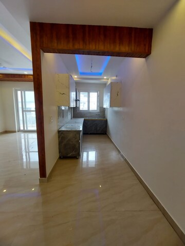 Room in 3 BHK Apartment at Gms Road – for Sale
