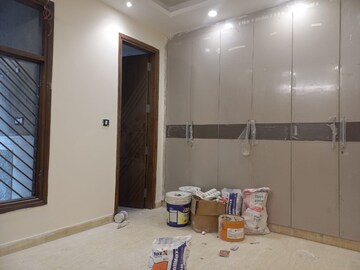 Living Room in 2 BHK Builder Floor at Malviya Nagar – for Rent