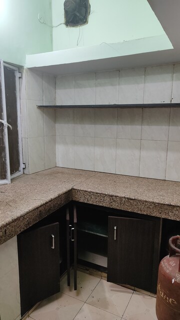Kitchen in 2 BHK Apartment at Katwaria Sarai – for Rent