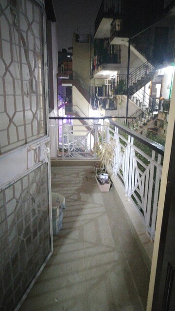 Balcony in 2 BHK Apartment at Katwaria Sarai – for Rent