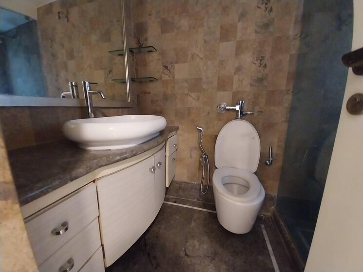 Bathroom, sai-vinayak-apartments 2 Bedroom 1400 Sq.Ft. Apartment In Prabhadevi Mumbai 7844880