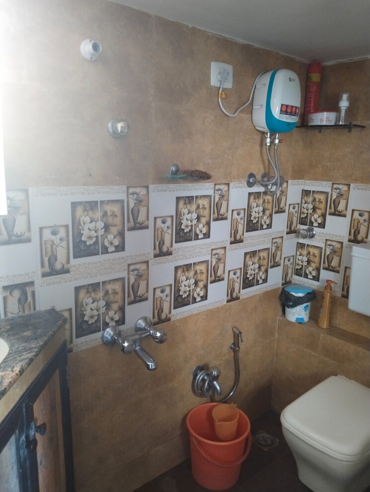 Bathroom, kanakia-iraisa-apartments 2 Bedroom 700 Sq.Ft. Apartment In Mira Road Thane 7844902