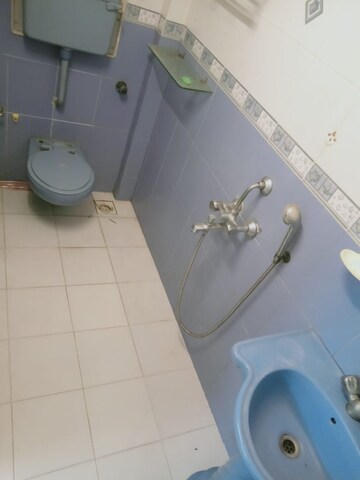 Bathroom in 2 BHK Apartment at Andheri West – for Rent