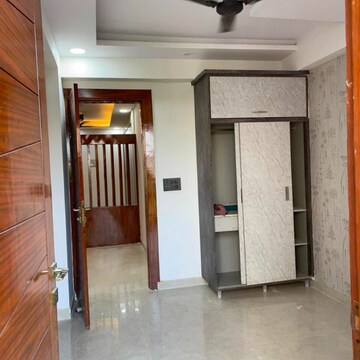 Building Lobby in 3 BHK Builder Floor at Sector 104 – for Sale
