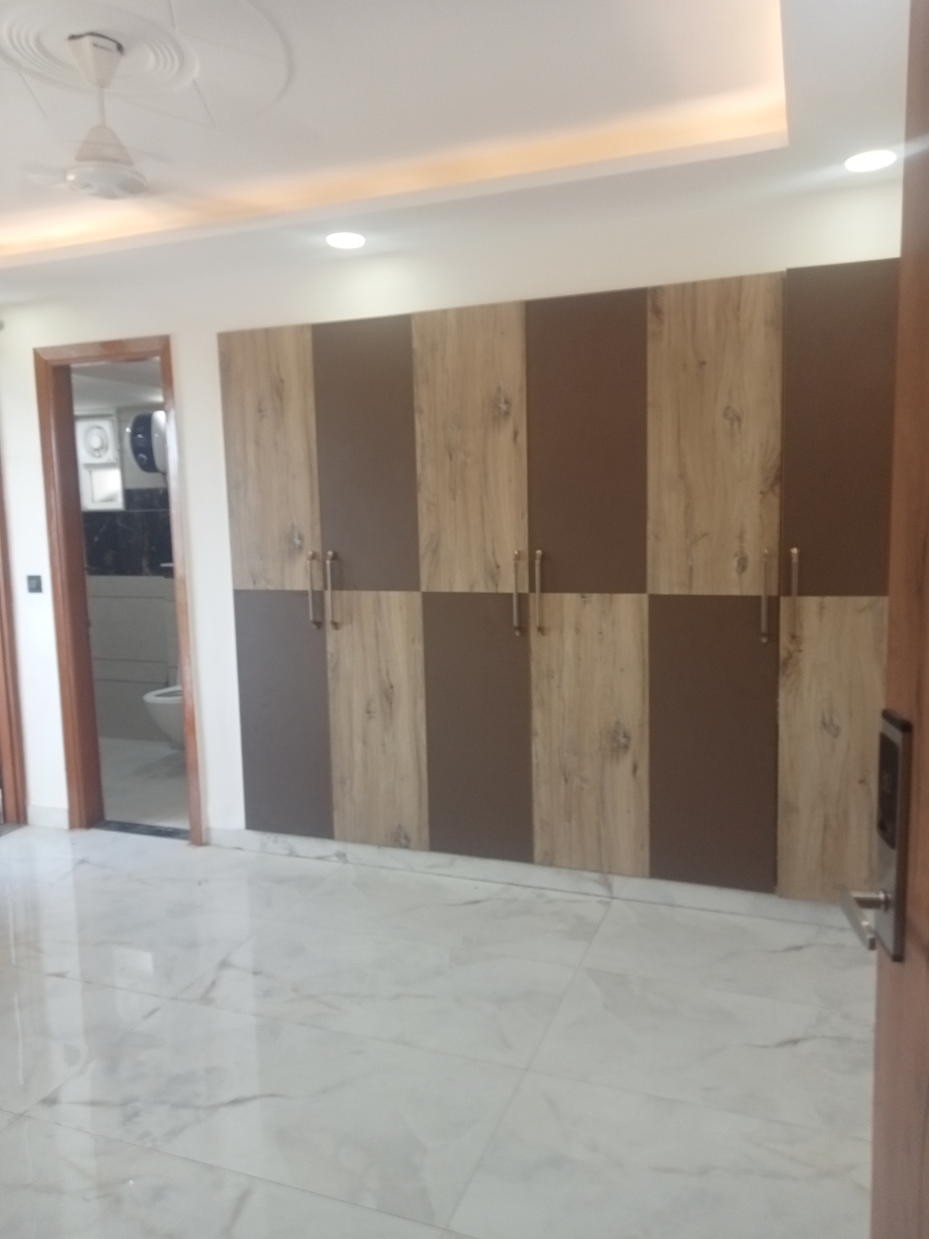3.5 BHK + Servant Room Apartment For Sale in Sector 23 Dwarka