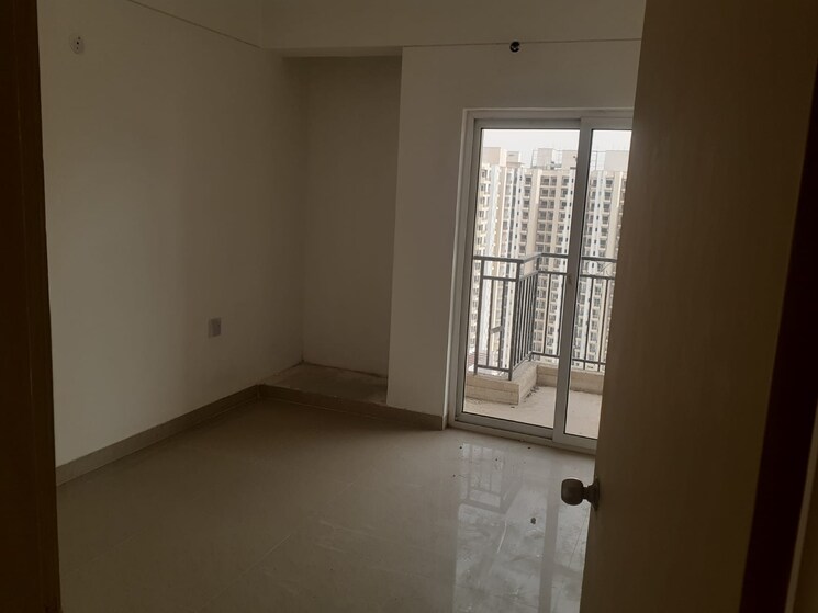 Room, ats-allure 3 Bedroom 1350 Sq.Ft. Apartment In Sector 22d Yamuna Expressway Greater Noida 7845205