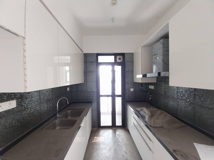 Kitchen, lodha-the-park 2 Bedroom 957 Sq.Ft. Apartment In Worli Mumbai 7845275