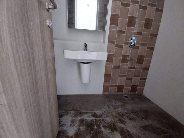 Bathroom, lodha-the-park 2 Bedroom 957 Sq.Ft. Apartment In Worli Mumbai 7845275