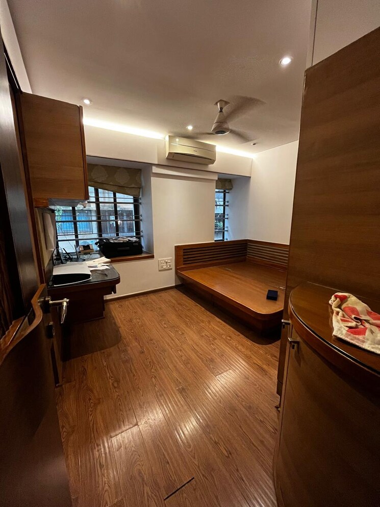 Kitchen, santacruz west 4 Bedroom 2400 Sq.Ft. Apartment In Santacruz West Mumbai 7845303