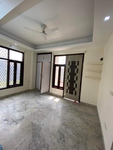 3 BHK Builder Floor For Rent in Chattarpur
