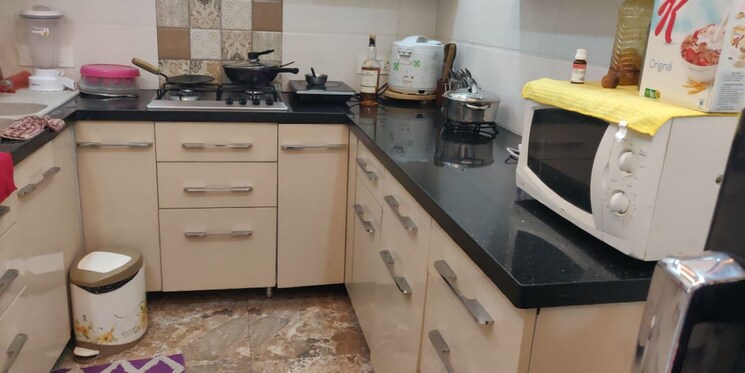 Kitchen, shivalik colony 2 Bedroom 100 Sq.Yd. Builder Floor In Shivalik Colony Delhi 7845349