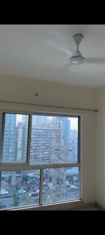 1 BHK Apartment For Rent in Omkar Signet, Malad East