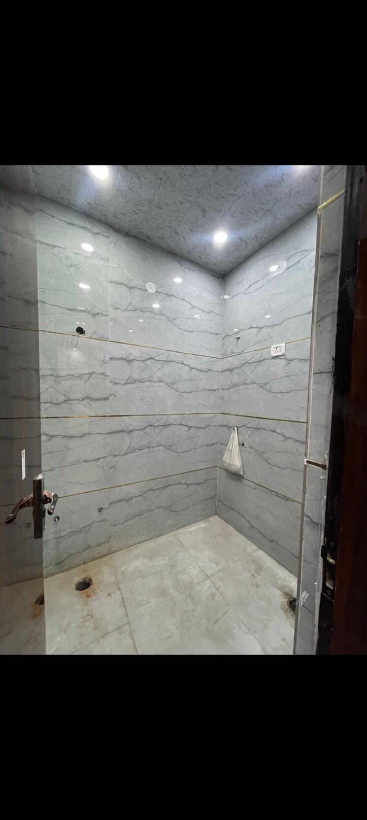 Bathroom, kanha-apartments-indirapuram 3 Bedroom 1650 Sq.Ft. Builder Floor In Shakti Khand 2 Ghaziabad 7845390