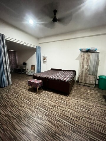 Living Room in 1.5 BHK Builder Floor at Shivalik Colony – for Rent