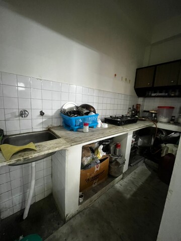 Kitchen in 1.5 BHK Builder Floor at Shivalik Colony – for Rent