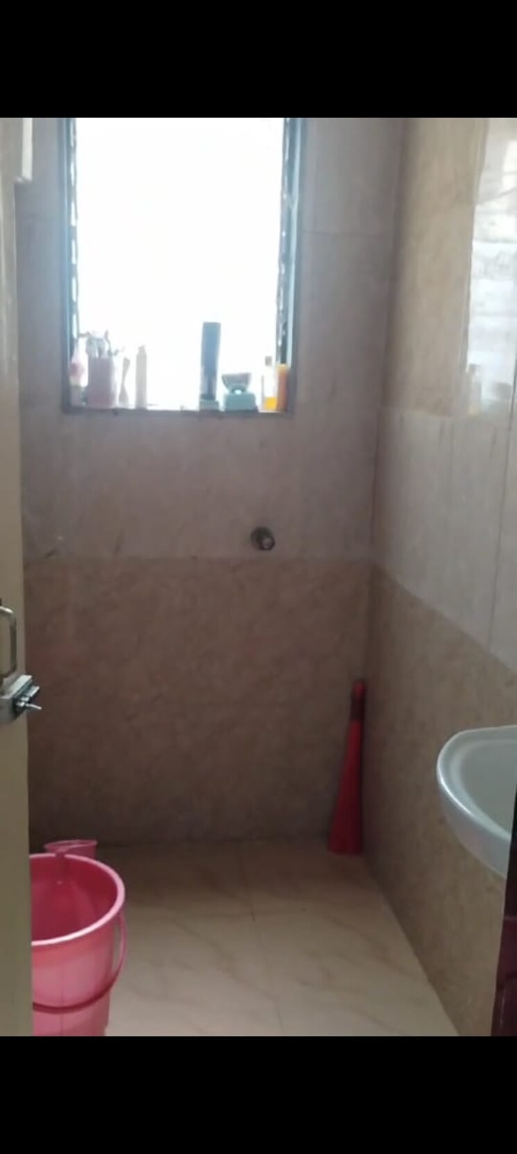 Bathroom, anmol-chs-goregaon 1 Bedroom 430 Sq.Ft. Apartment In Goregaon West Mumbai 7845430