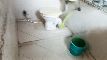 Bathroom in 2 BHK Builder Floor at Vaishali Sector 5 – for Rent