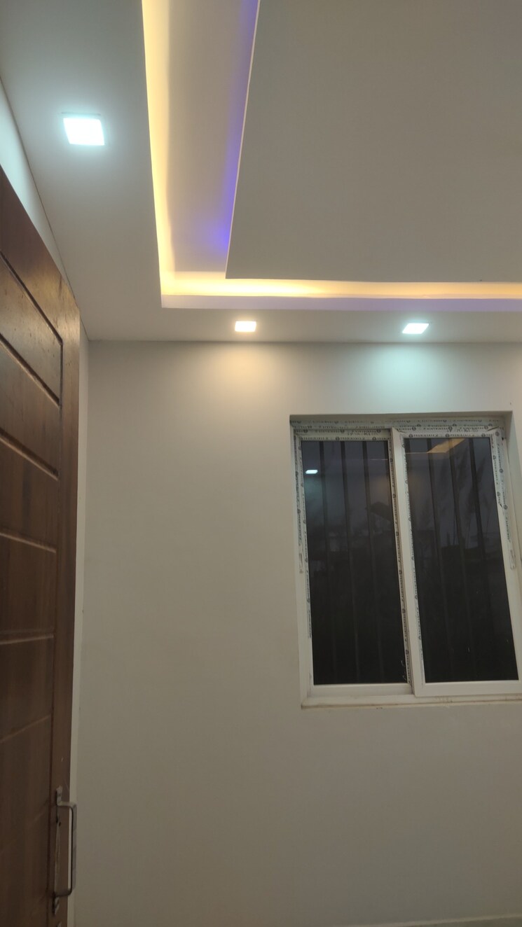 Room, amar shaheed path 3 Bedroom 960 Sq.Ft. Villa In Amar Shaheed Path Lucknow 7845454