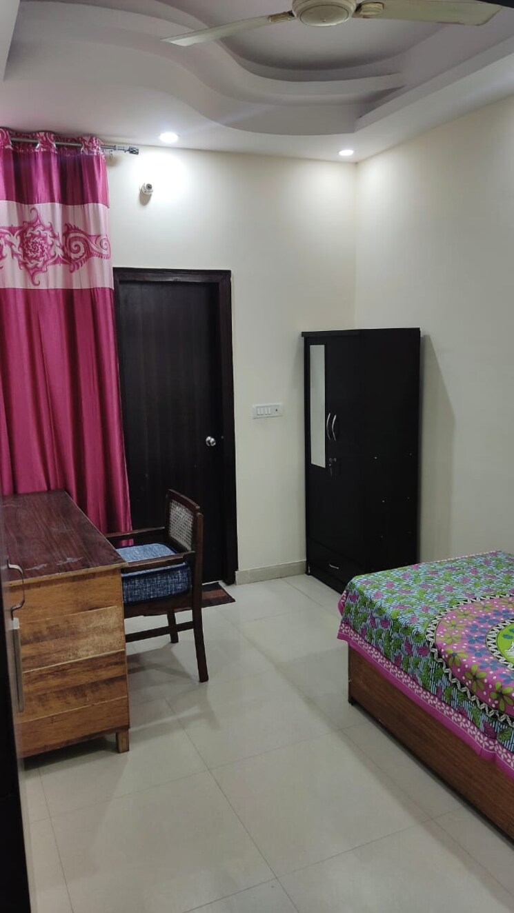 Bedroom, maya-homes 3 Bedroom 1350 Sq.Ft. Builder Floor In Indrapuram Ghaziabad 7845496