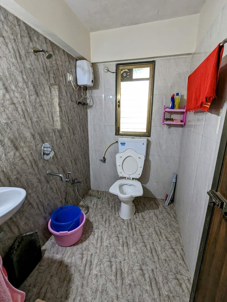 Bathroom, rustomjee-virar-avenue-l1-l2-and-l4-wing-g 2 Bedroom 512 Sq.Ft. Apartment In Virar West Palghar 7845534