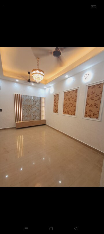 Room in 2 BHK Builder Floor at Divya Angels, Indrapuram – for Sale