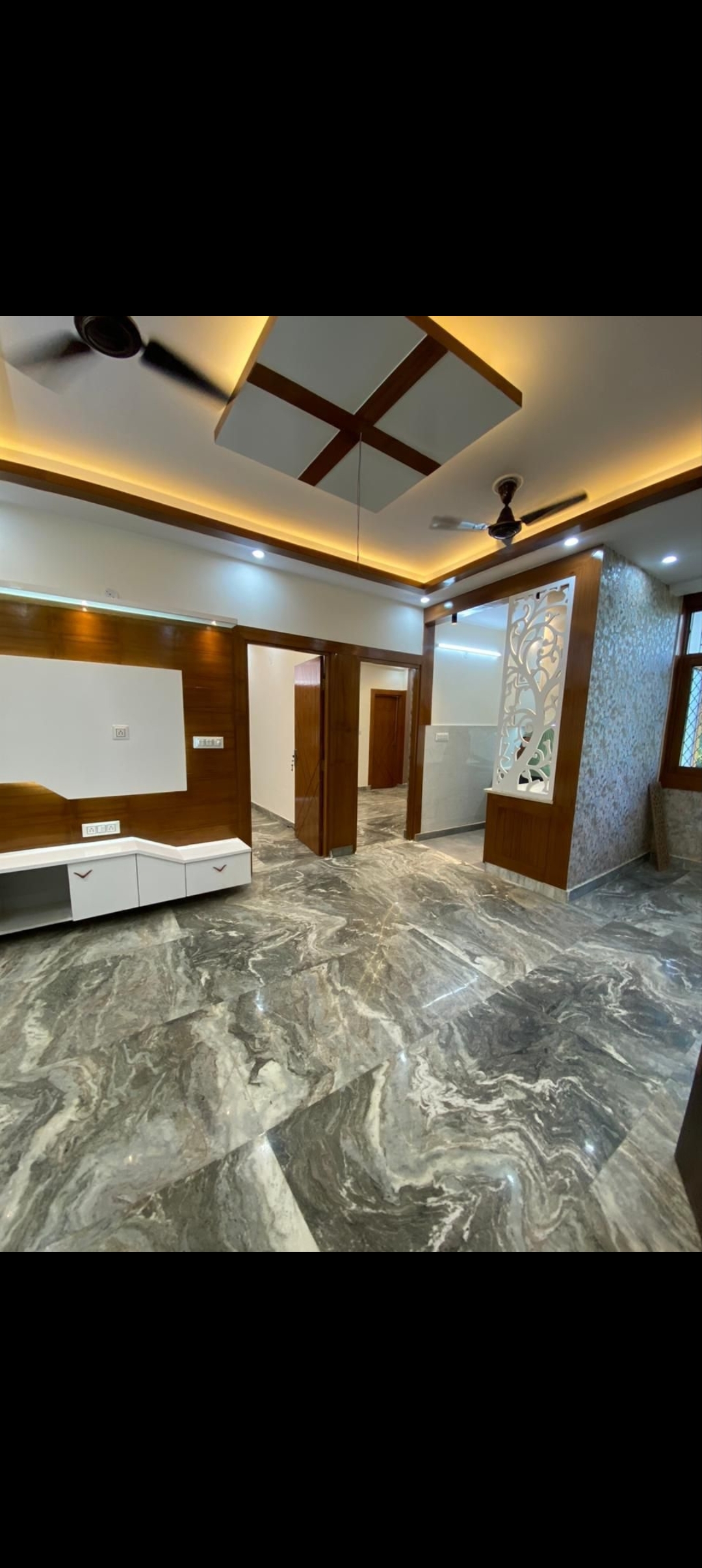 3 BHK Builder Floor For Sale in RWA Gyan Khand 3