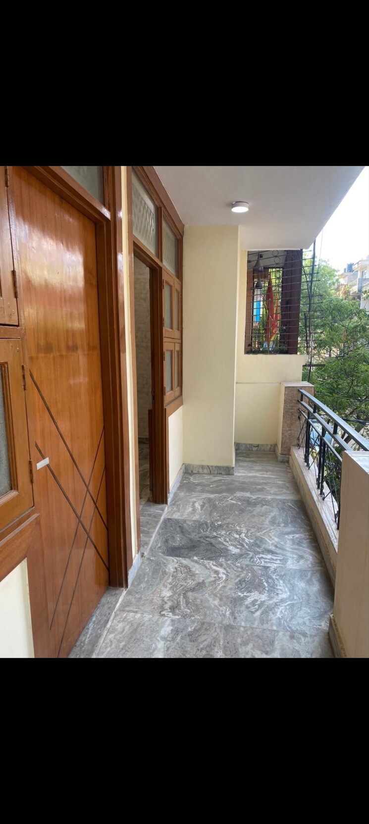 Balcony, rwa-gyan-khand-3 3 Bedroom 1350 Sq.Ft. Builder Floor In Indrapuram Ghaziabad 7845537