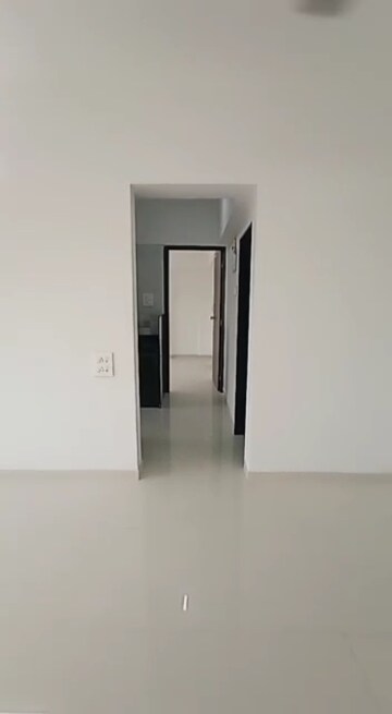 Room in 2 BHK Apartment at Siddharth Enclave Mumbai, Lower Parel – for Sale