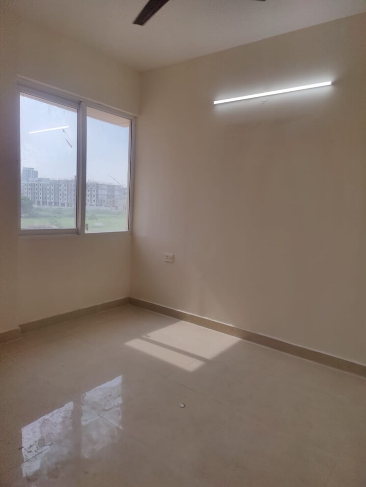 Room, signature-global-orchard-avenue 2 Bedroom 591 Sq.Ft. Apartment In Sector 93 Gurgaon 7845672