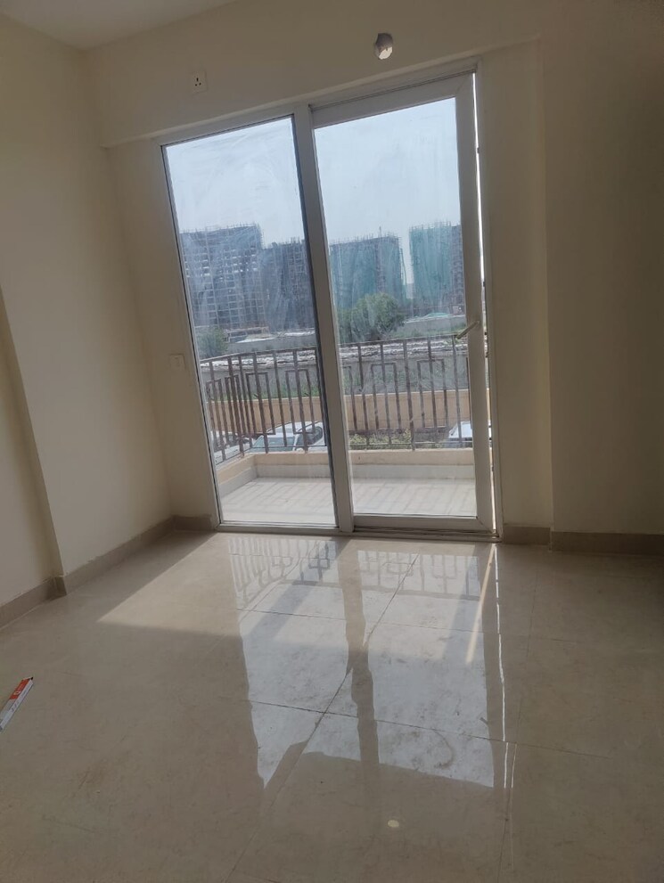 Room, signature-global-orchard-avenue 2 Bedroom 591 Sq.Ft. Apartment In Sector 93 Gurgaon 7845672