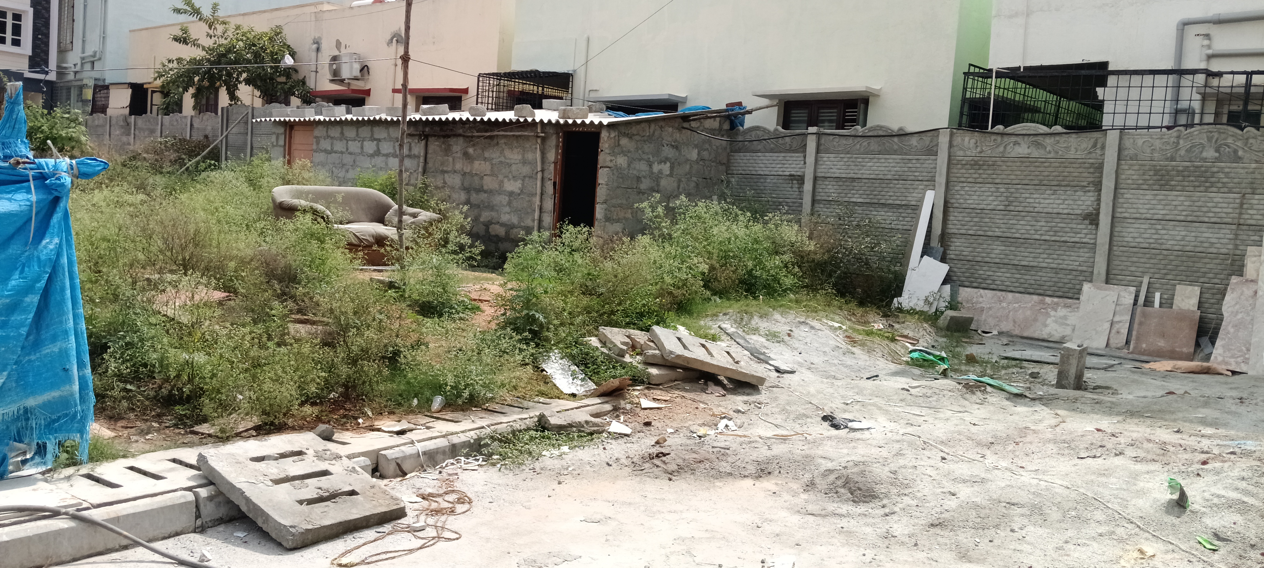 Plot For Sale in Individual Plot 