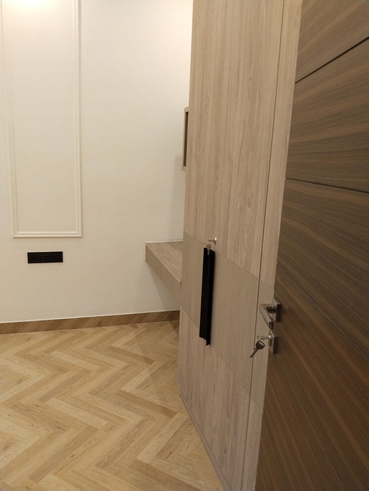 Room, raj-one-good-earth 3.5 Bedroom 1682 Sq.Ft. Builder Floor In Sector 71 Gurgaon 7845688