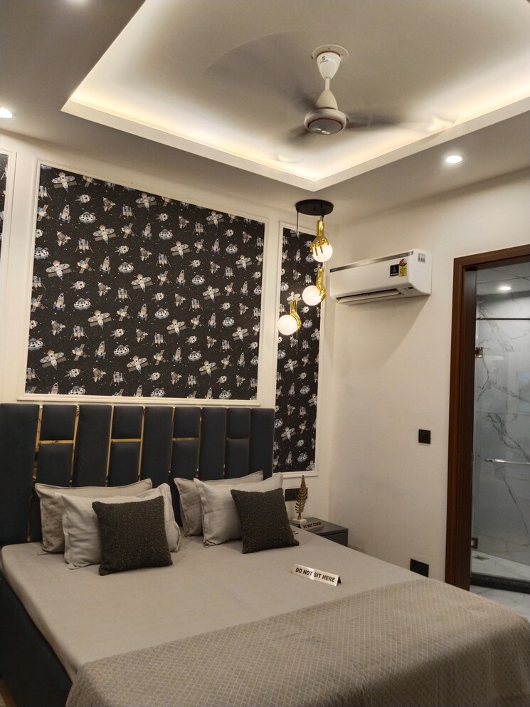 Master Bedroom, raj-one-good-earth 3.5 Bedroom 1682 Sq.Ft. Builder Floor In Sector 71 Gurgaon 7845688