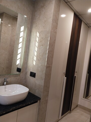 Bathroom in 3.5 BHK Builder Floor at Raj One Good Earth, Sector 71 – for Sale