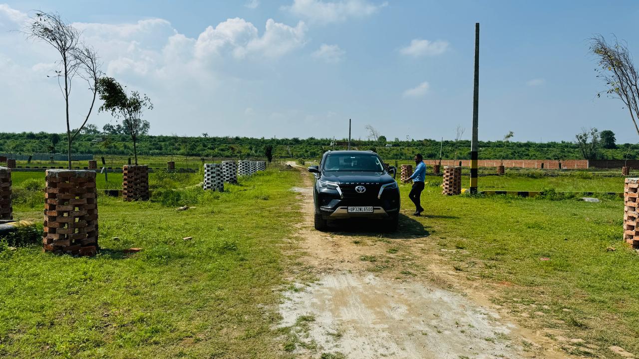 Plot For Sale in Asim Properties