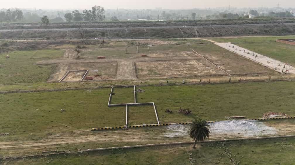 Plot For Sale in Awadh Properties