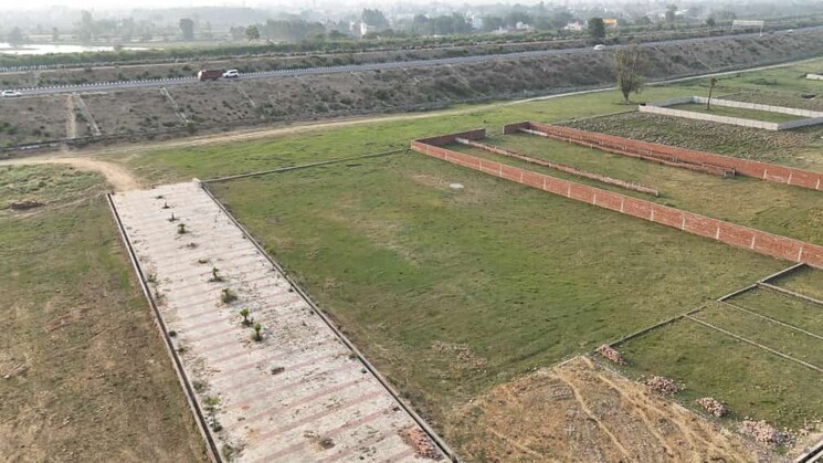 Garden, wazirganj  1500 Sq.Ft. Plot In Wazirganj Lucknow 7845835