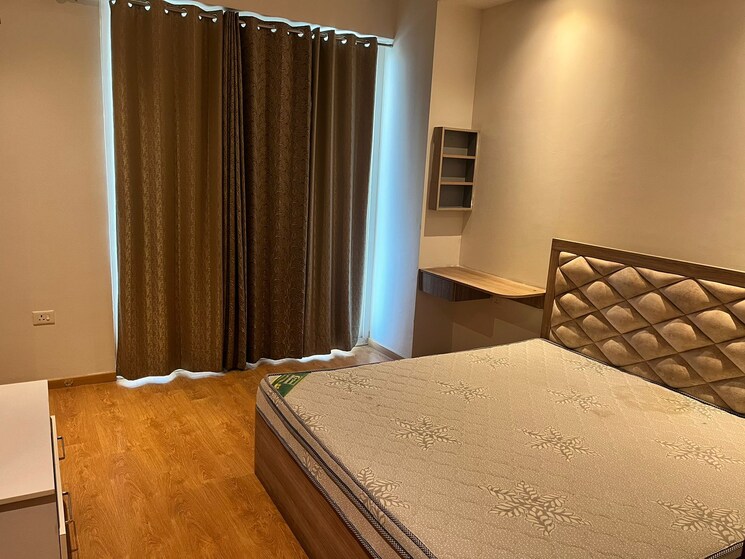 Bedroom, ajnara-grand-heritage 3 Bedroom 1690 Sq.Ft. Apartment In Sector 74 Noida 7845863