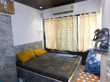 Bedroom in 3 BHK Apartment at Vile Parle East – for Sale