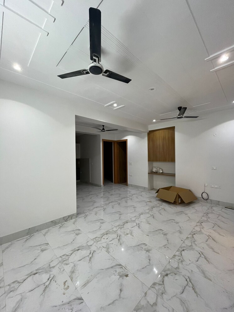 Room, m3m-trump-tower 4 Bedroom 6050 Sq.Ft. Apartment In Sector 65 Gurgaon 7845972