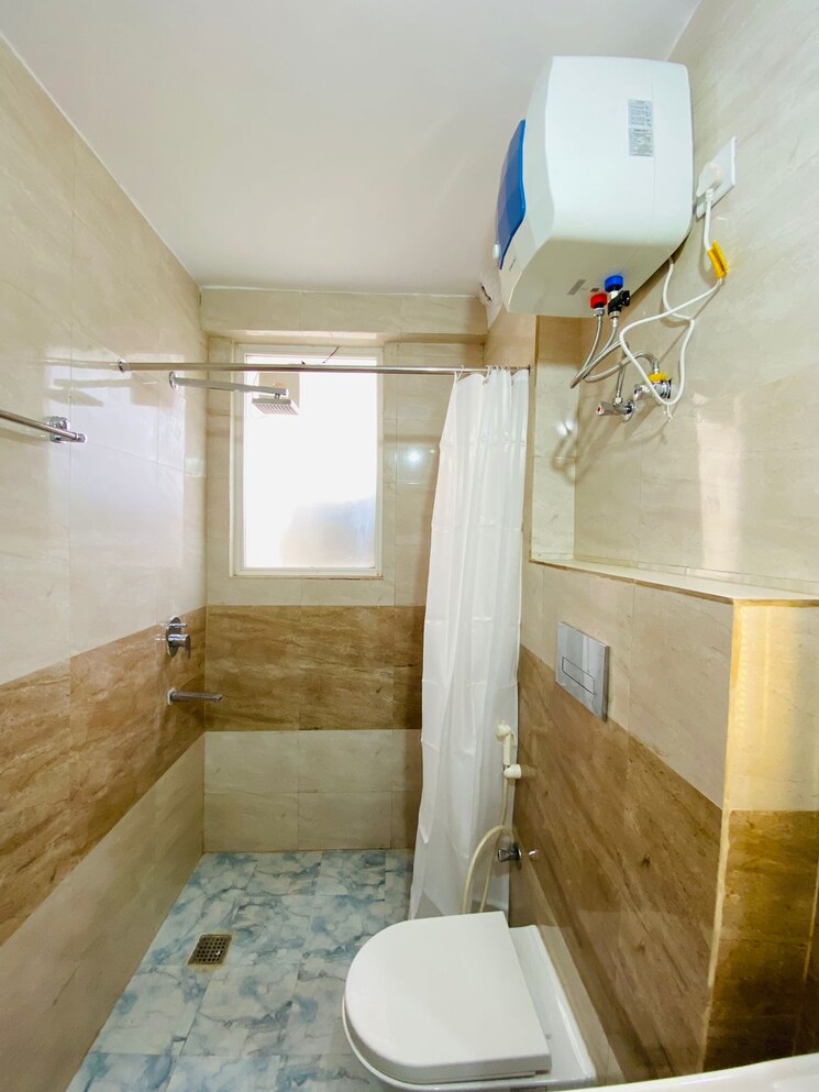Bathroom, sector 54 1 Bedroom 800 Sq.Ft. Apartment In Sector 54 Gurgaon 7846013