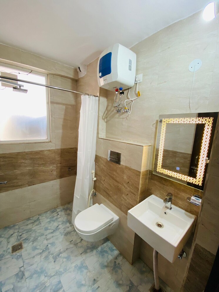 Bathroom, sector 54 1 Bedroom 800 Sq.Ft. Apartment In Sector 54 Gurgaon 7846013